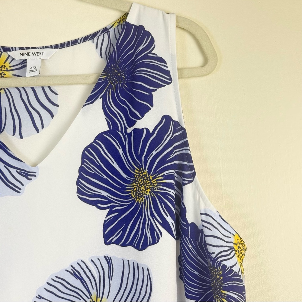 🛍️Nine West Womens Blue White Floral Tank Top XXL Relax Fit Summer Spring Vibes - Picture 4 of 12